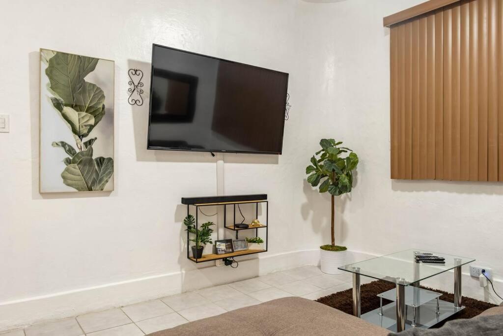 Contemporary 2Br Apt In The Heart Of San Juan Villa Bagian luar foto